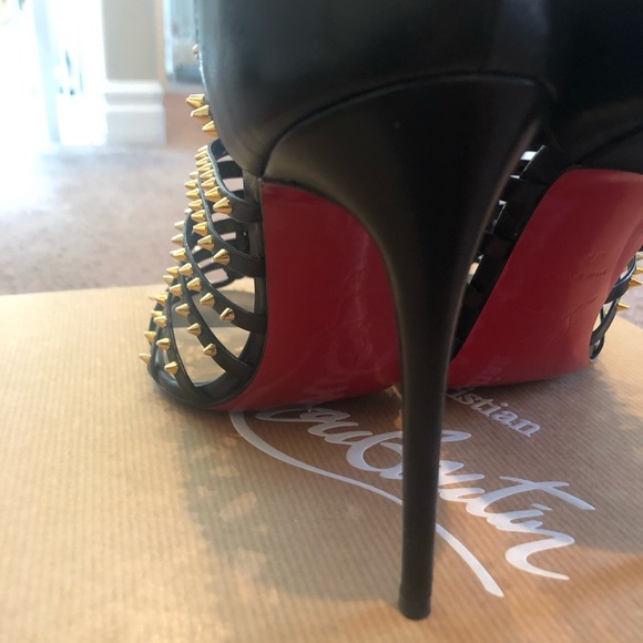 Christian louboutin  high heels 👠 - Picture 7 of 8